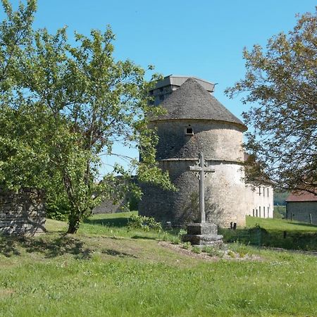 La Ferme Aux Glycines Hotel Aillevans Eksteriør billede